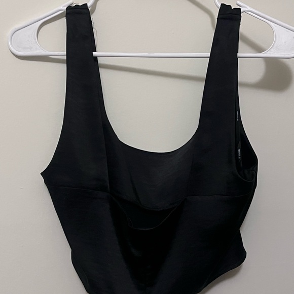 Forever 21 Black Crop Top - Picture 3 of 3